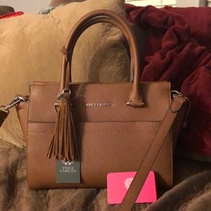 Vince Camuto purse. Style hena satchel
